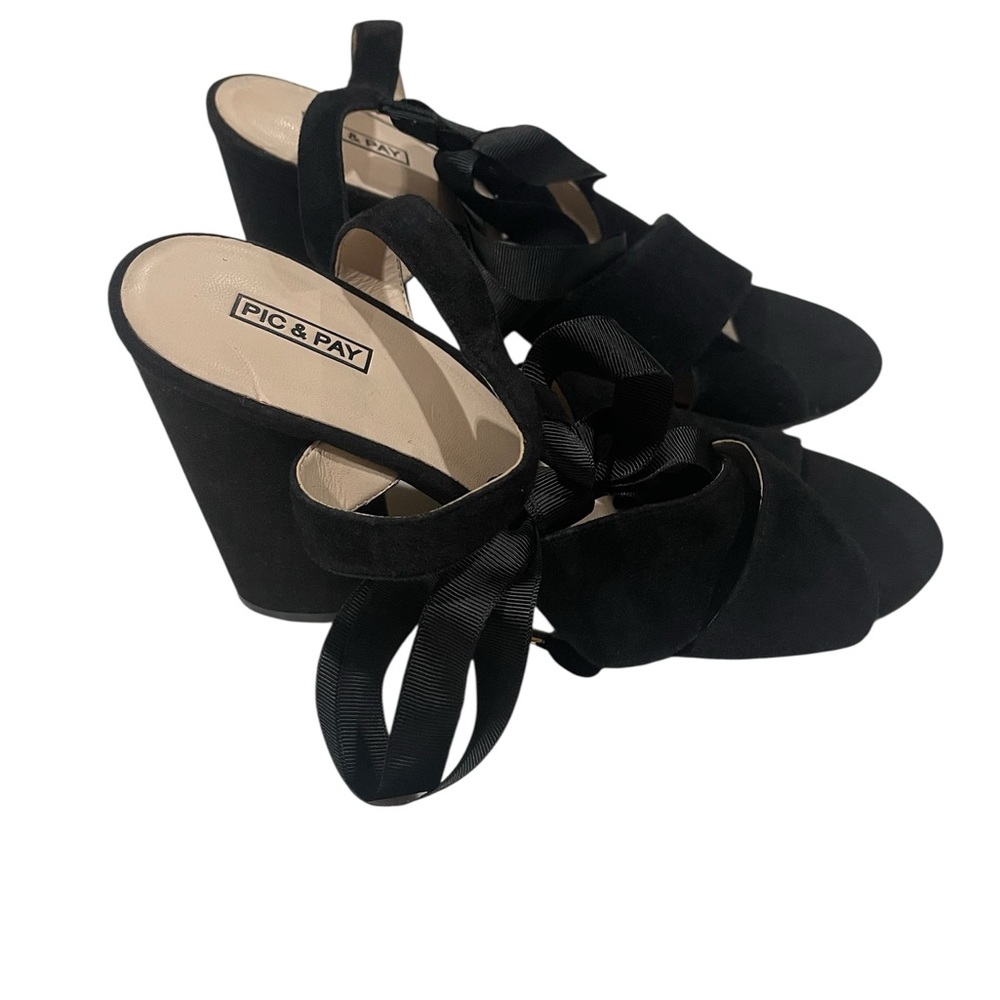 Pic & pay Black Ribbon Tie Heels